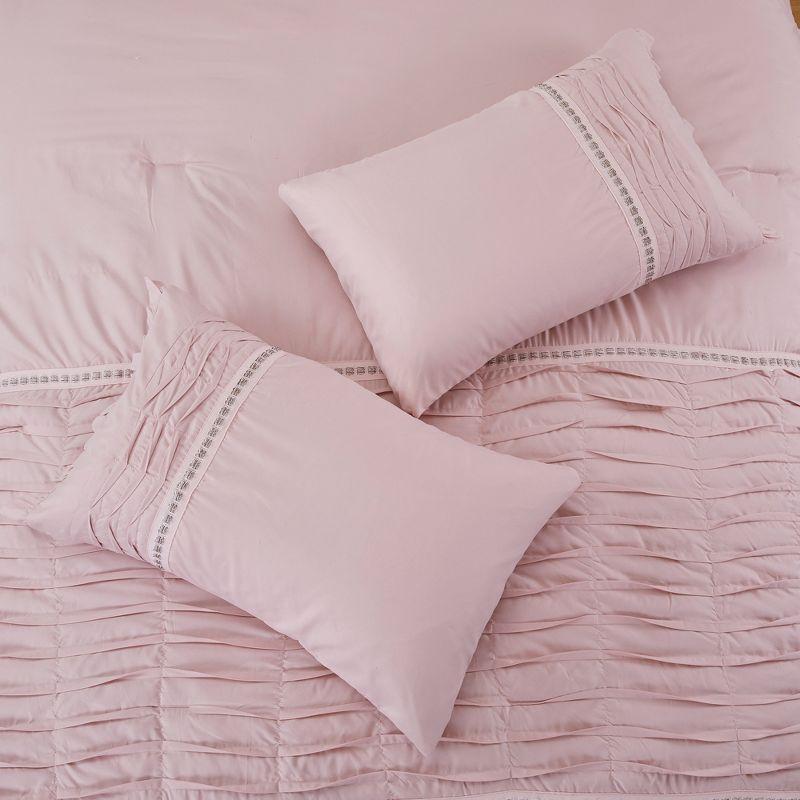 Amrapur Overseas Inc. Modern Threads Antonella 8-Piece Pleated Comforter Set