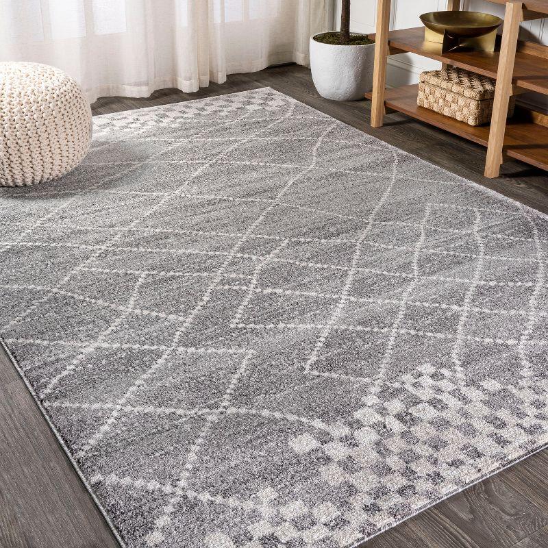 4'x6' Asilah Moroccan Modern Diamond Area Rug, Gray - JONATHAN Y