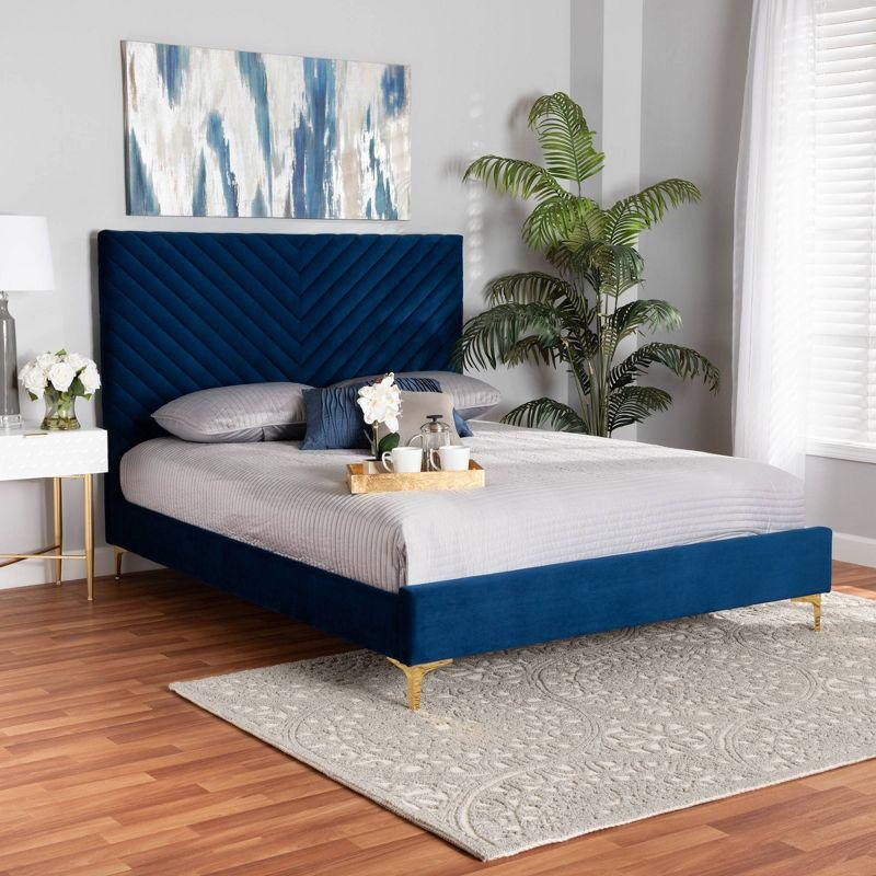 King Fabrico Velvet Fabric Upholstered and Metal Platform Bed Navy Blue/Gold - Baxton Studio