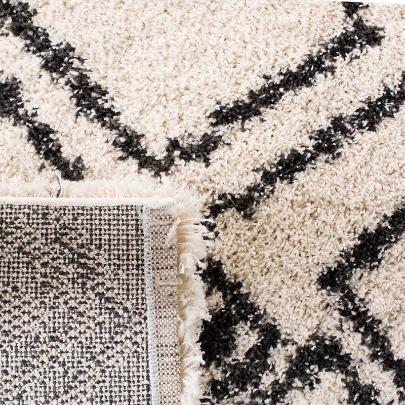 Sgb-Belize Shag SGB488 Power loomed Area Rug Ivory / Charcoal 5'-3" X 7'-6" - Safavieh.