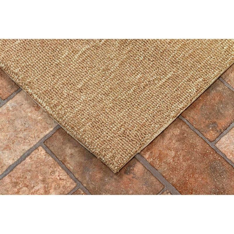 Liora Manne Frontporch 3 Dogs Christmas Indoor/Outdoor Rug Neutral 1'8" x 2'6"