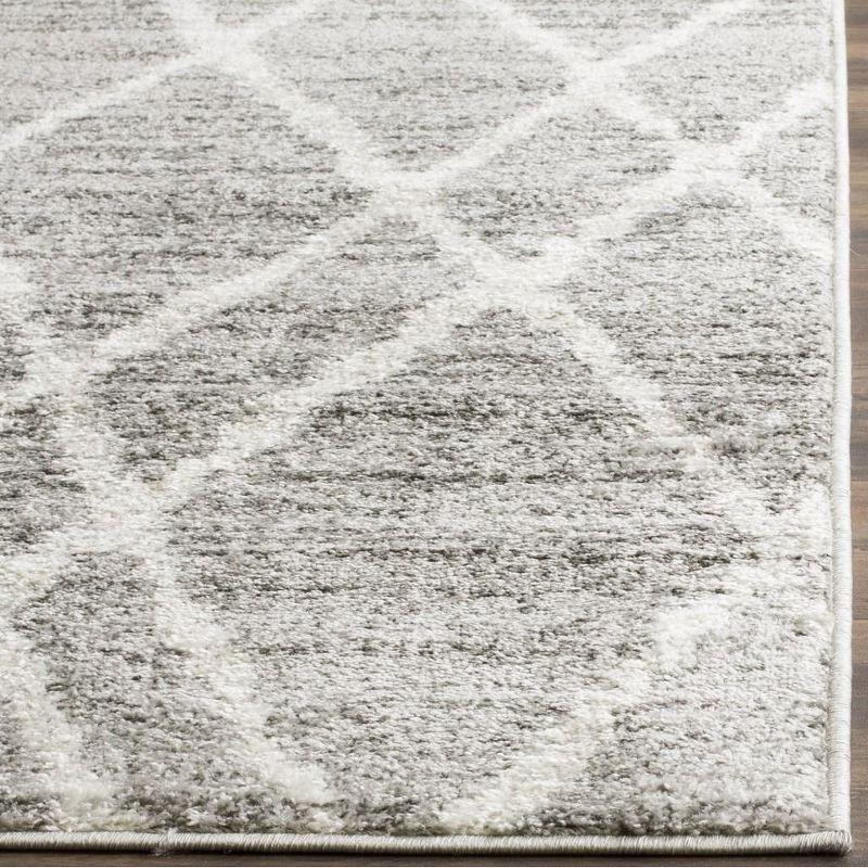 Adirondack ADR128 Power Loomed Runner Rug - Ivory/Silver - 2'6"x6' - Safavieh.