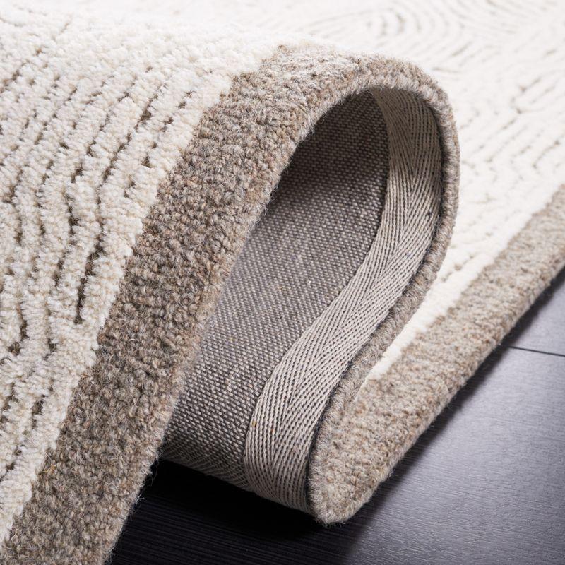 Abstract ABT575 Handmade Indoor Runner - Beige/Ivory - 2'-3"x9' - Safavieh