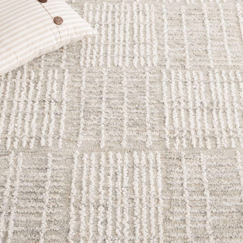 Abstract ABT275 Handmade Tufted Area Rug - Grey/Ivory - 4'-0" x 6'-0" - Safavieh