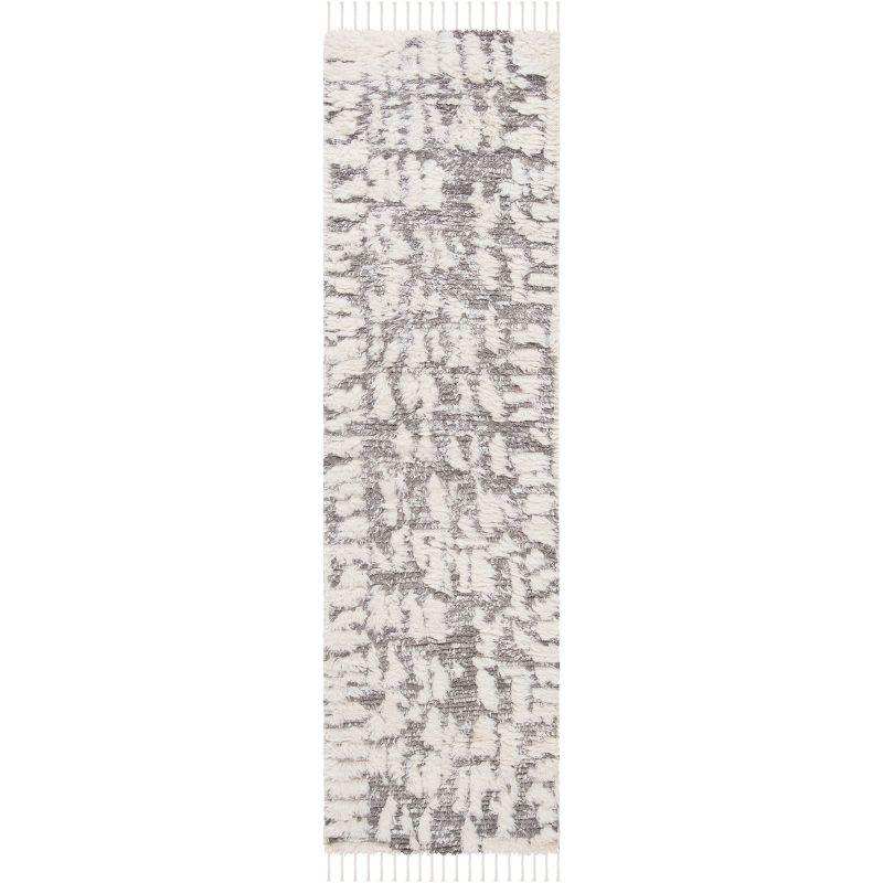 Manhattan MAN469 Hand Knotted Area Rug  - Safavieh