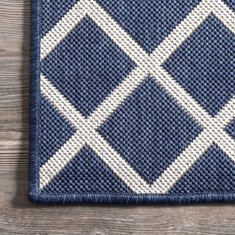 Blue and White Geometric Synthetic Indoor/Outdoor Rug