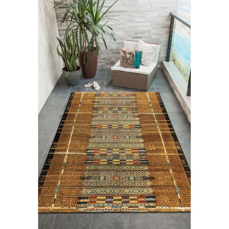 Liora Manne Marina Stripes Indoor/Outdoor Rug..