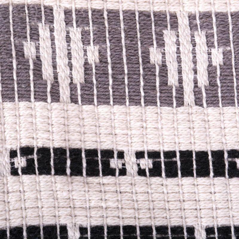 Design Imports Dll Hand Woven Throw Blanket