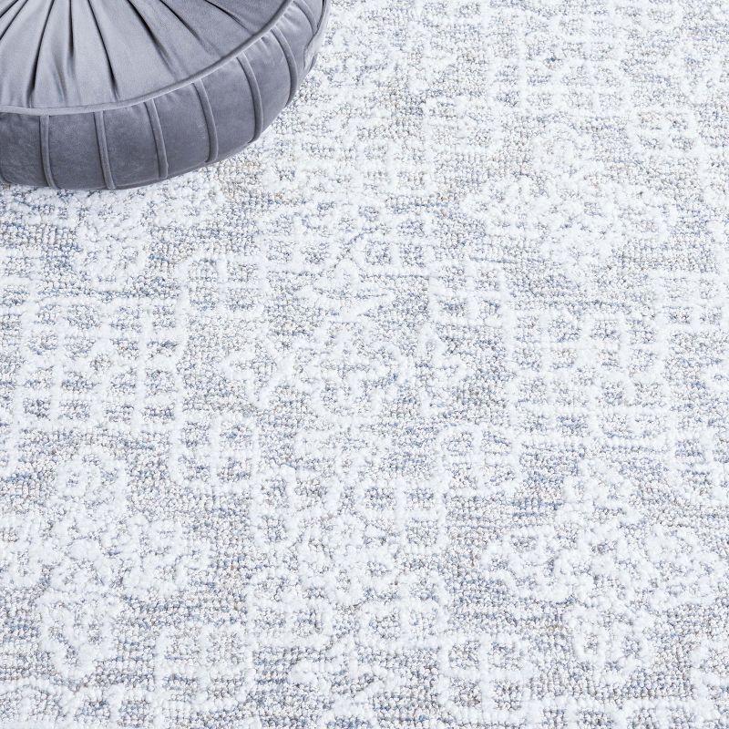 Ebony EBN201 Hand Tufted Area Rug - Grey/Ivory - 5'x8' - Safavieh.