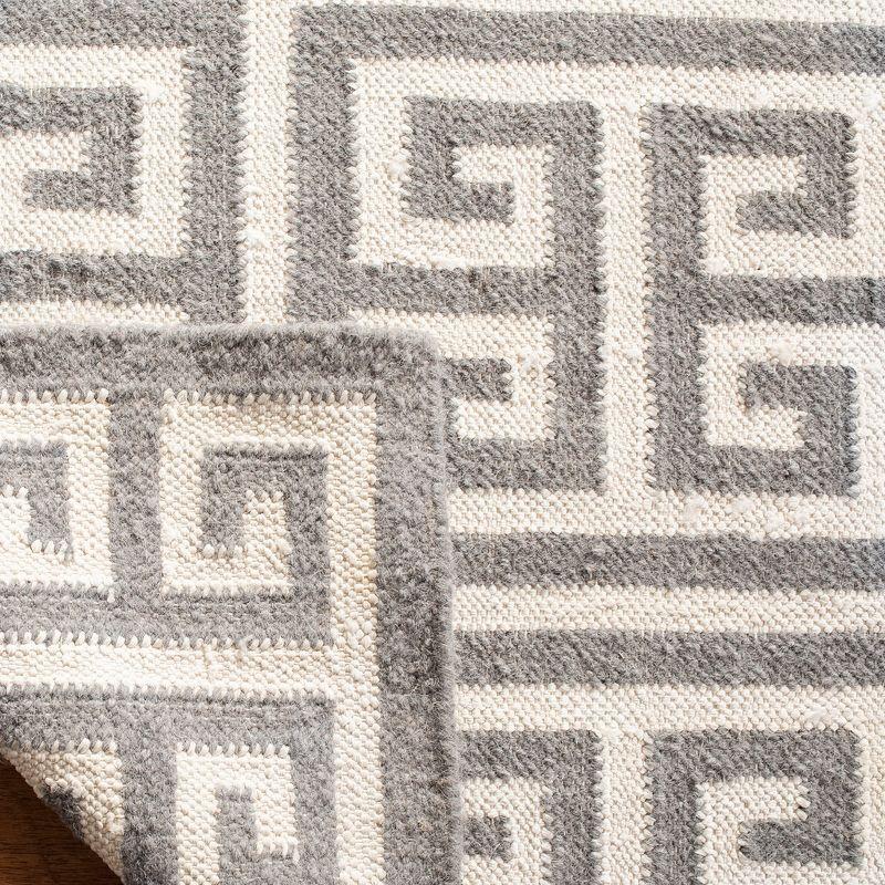 Dhurries DHU626 Hand Woven Flat Weave Area Rug Grey / Ivory 9' X 12' - Safavieh.