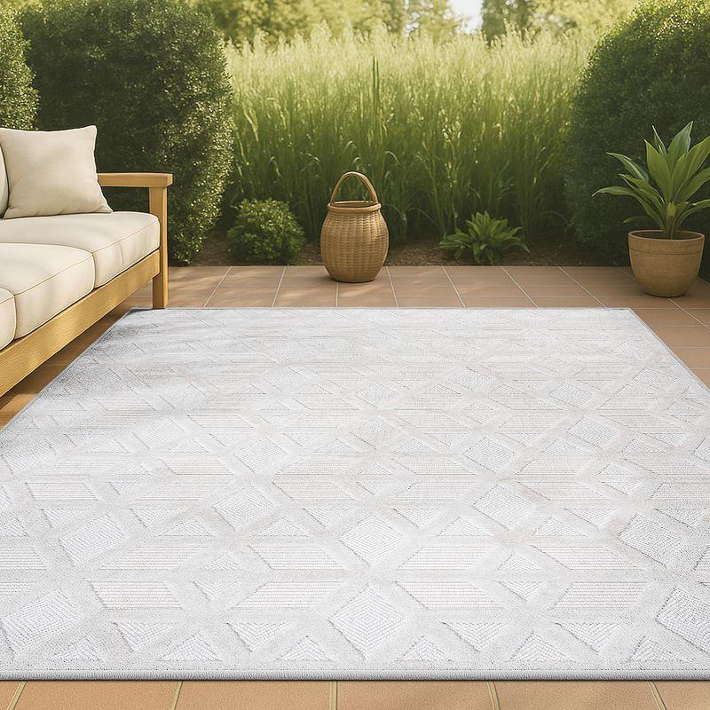 3'x5' Talaia Neutral Geometric Indoor/Outdoor Area Rug, Ivory - JONATHAN Y