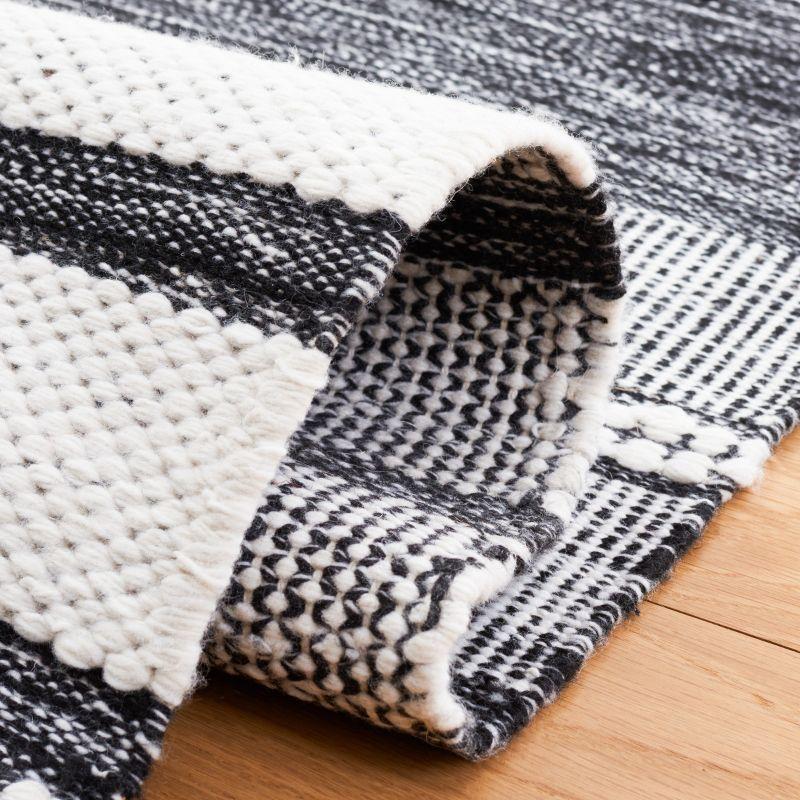 Safavieh Kilim Hand Woven Performance Striped Rug