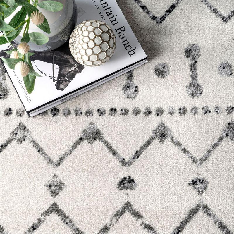 Nuloom 7x9 Zola Geometric Moroccan Indoor Area Rug, Grey, Faded Bohemian Design, Stain Resistant, BedroomLiving Room, Kitchen,