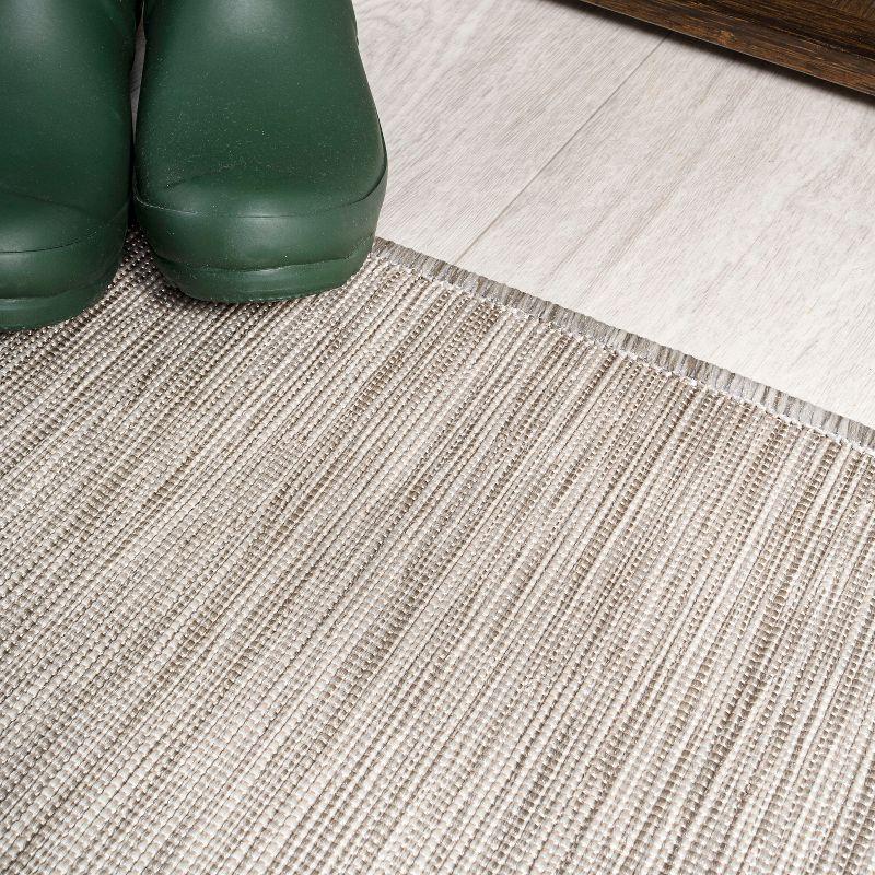 Ethan Modern Flatweave Solid  Area Rug  - JONATHAN Y