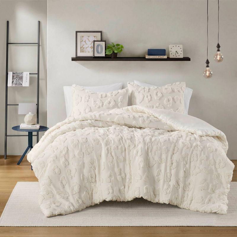 Intelligent Design Larissa Animal Chenille Comforter Set