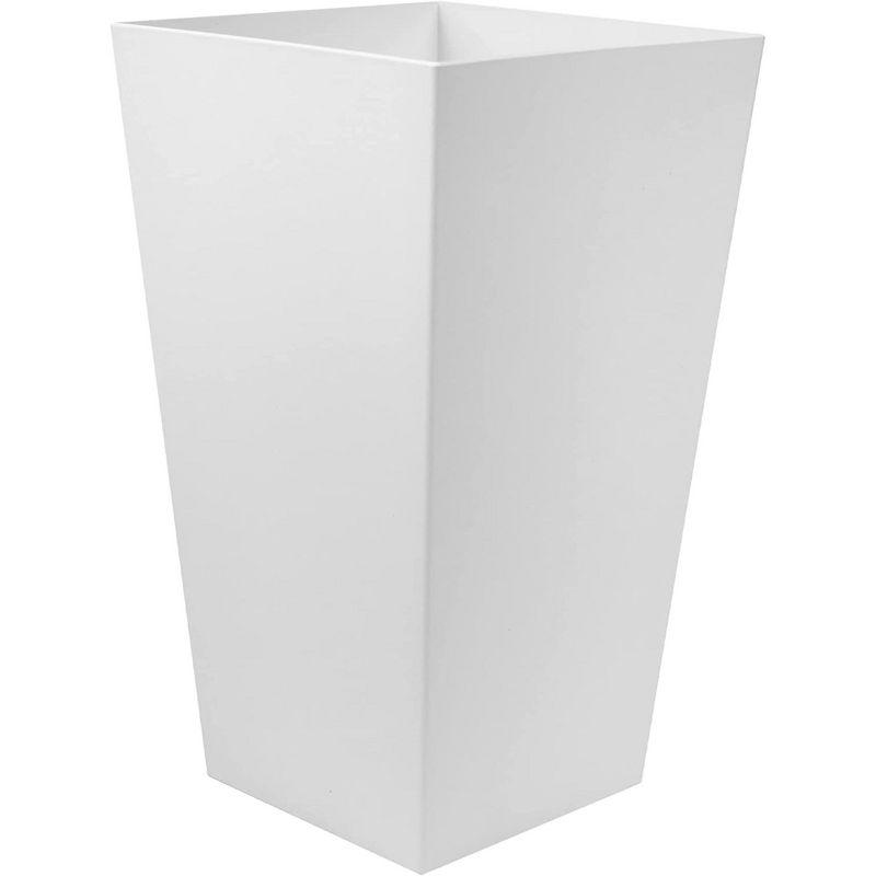Bloem Finley Modern 20-in Recycled Plastic Indoor/Outdoor Square Vertical Planter