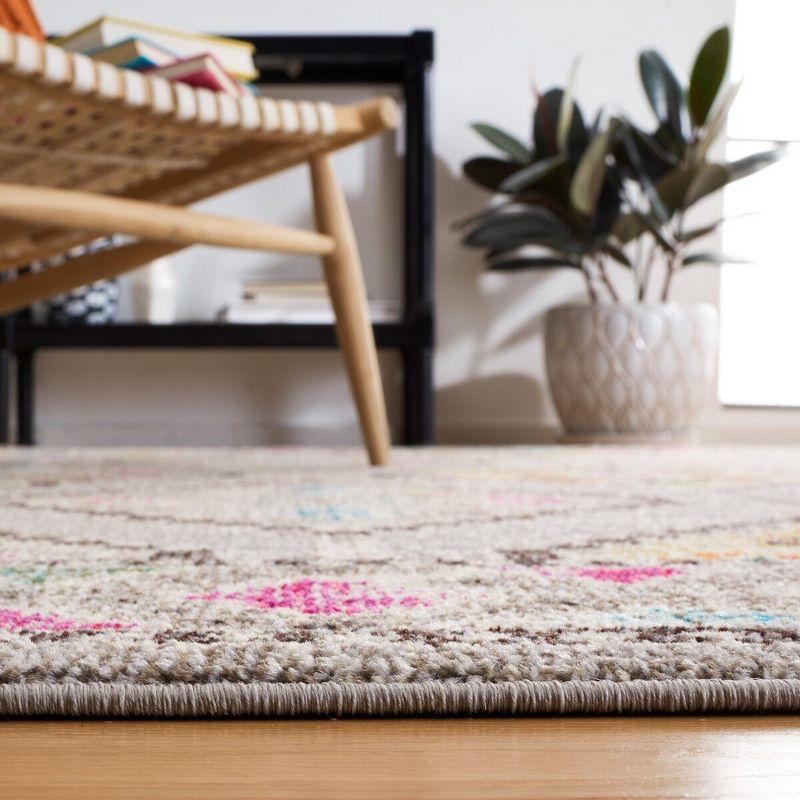 Madison MAD481 Power Loomed Area Rug - Grey/Beige - 6'7"x6'7" - Safavieh.