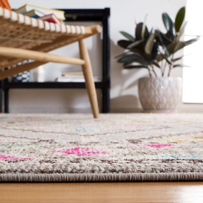 Madison MAD481 Power Loomed Area Rug  - Safavieh