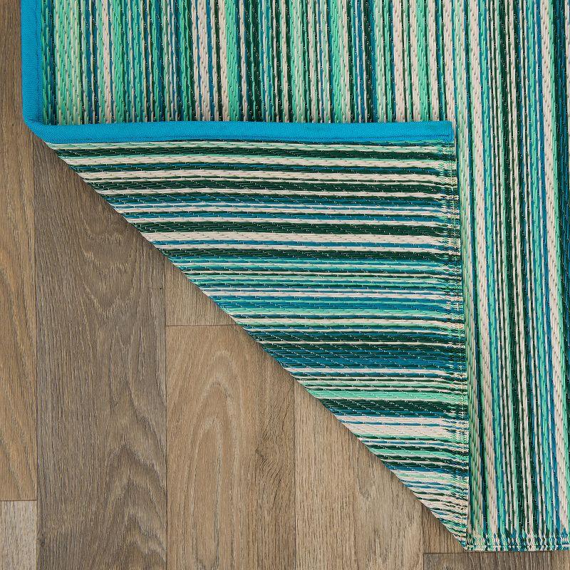 World Rug Gallery Contemporary Stripe Reversible Plastic Indoor and Outdoor Rugs