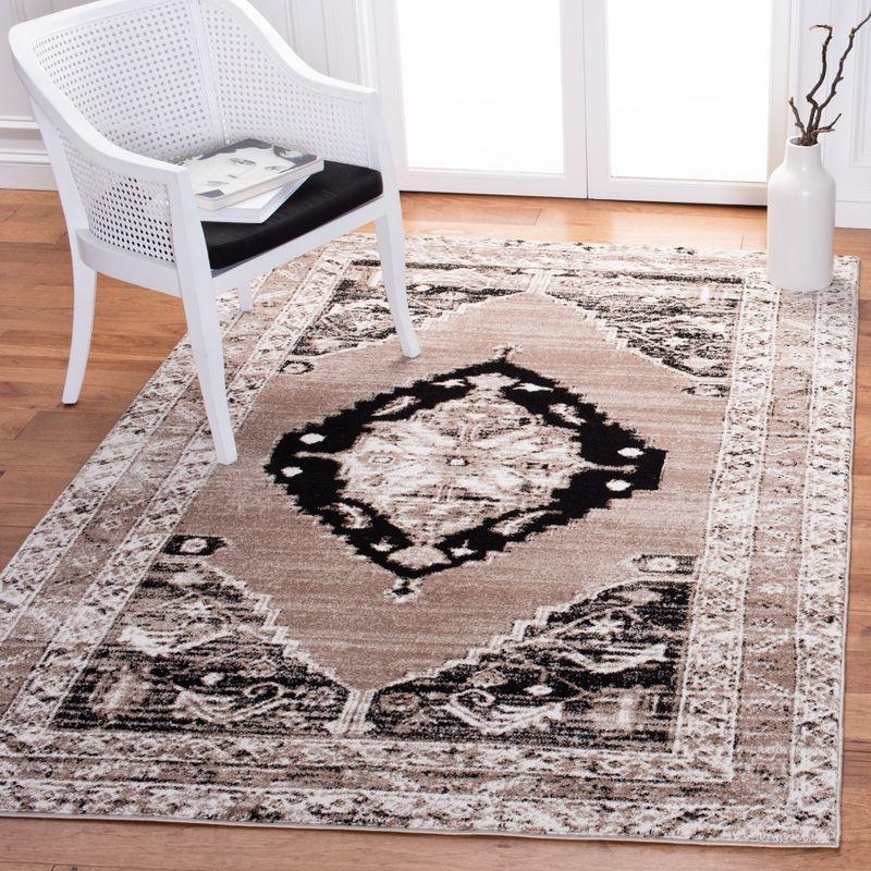 Vintage Hamadan VTH228 Power Loomed Indoor Area Rug - Brown/Ivory - 4'x6' - Safavieh