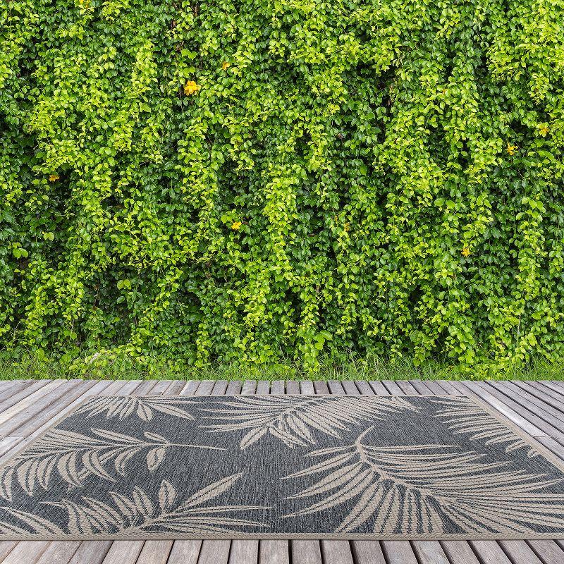 World Rug Gallery Contemporary Floral Indoor/Outdoor Area Rug