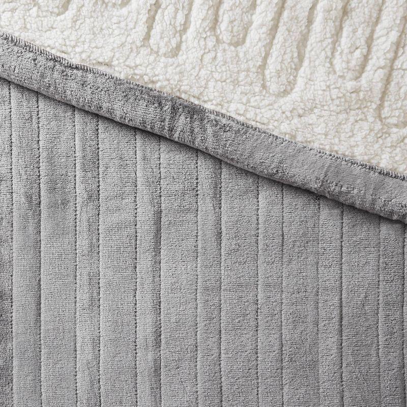 Woolrich Woolrich Heated Plush to Berber Grey Blanket Full