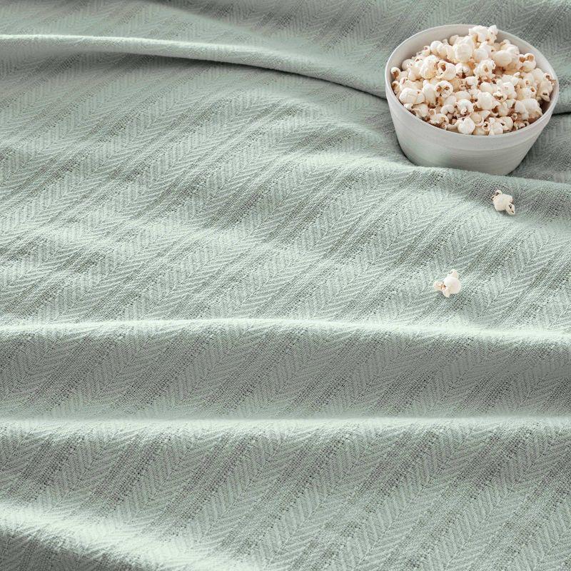 Vellux Vellux 100% Cotton Blanket - Soft, Breathable, Cozy & Lightweight Thermal Blanket  All-Season Blanket Perfect for Layering Bed, Couch & Sofa - Hotel Quality