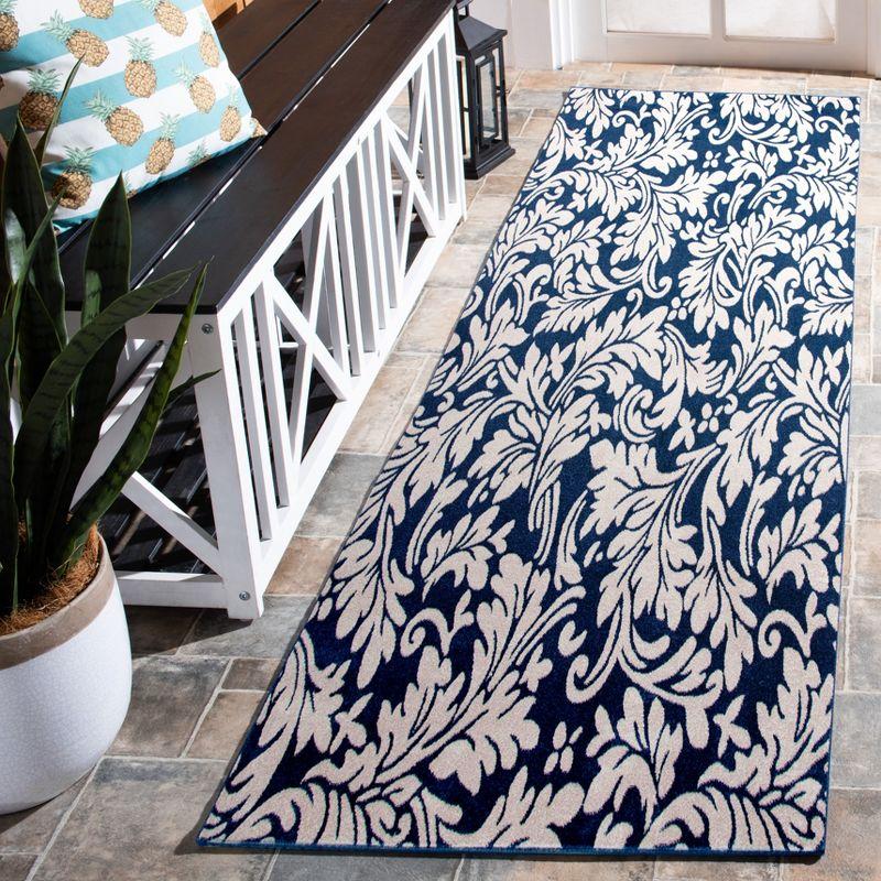 Amherst AMT425 Power Loomed Indoor Area Rug - Navy/Ivory - 6'x9' - Safavieh