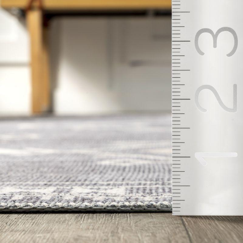 Nuloom Evalyn Southwestern Pet Friendly Machine Washable Area Rug, 5' x 8', Grey