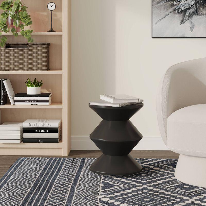 Leisuremod Aura Modern Plastic Side End Table, Indoor and Outdoor Use in Black