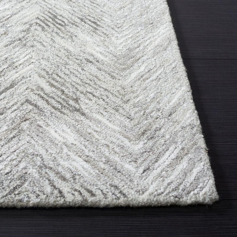 Soho SOH175 Hand Tufted Area Rug  - Safavieh