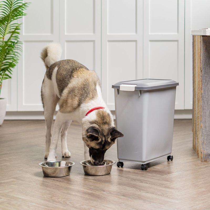 IRIS USA 40lbs Dog Food Storage Container with Wheels, 2-Cup Scoop, Gray/Dark Gray