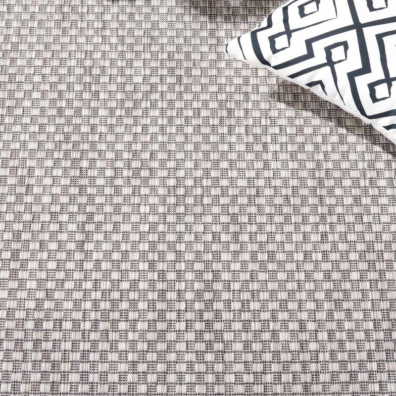 Courtyard CY8475 UV & Stain Resistant Non-Shedding Power Loomed Indoor/Outdoor Area Rug - Light Grey/Black - 6'7"x6'7" - Safavieh