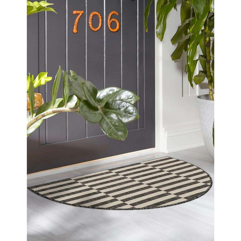 Unique Loom 2' 2 x 3' 7 Hearth Indoor/Outdoor Striped Charcoal Area Rug