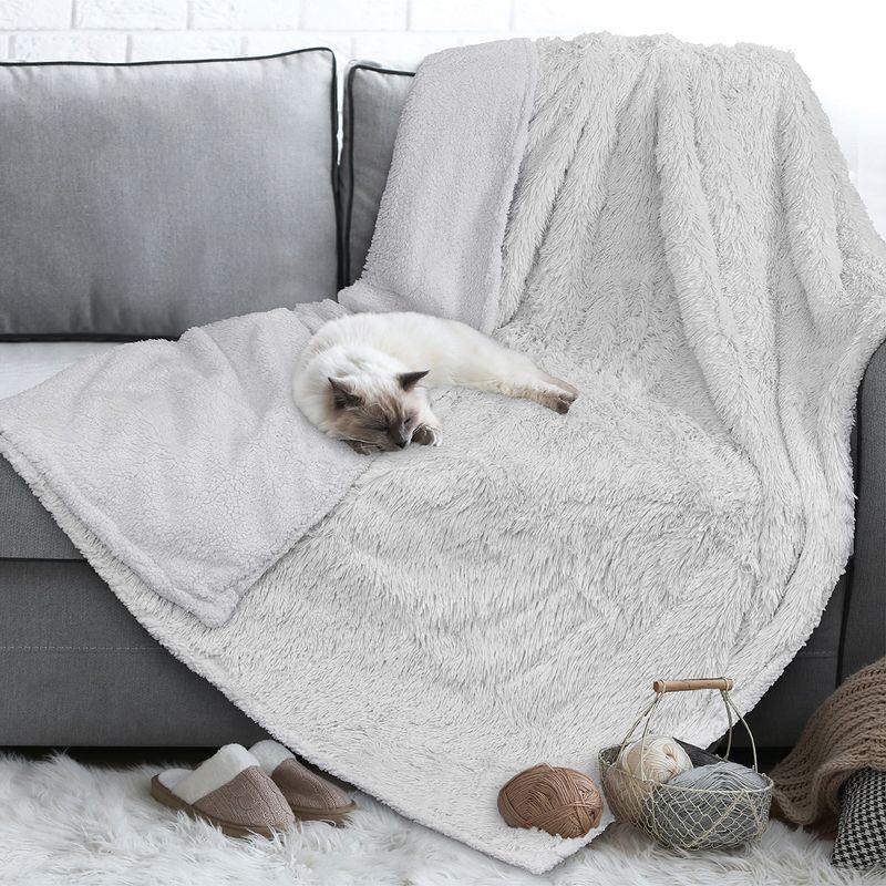 PetAmi Faux Fur Sherpa Pet Blanket