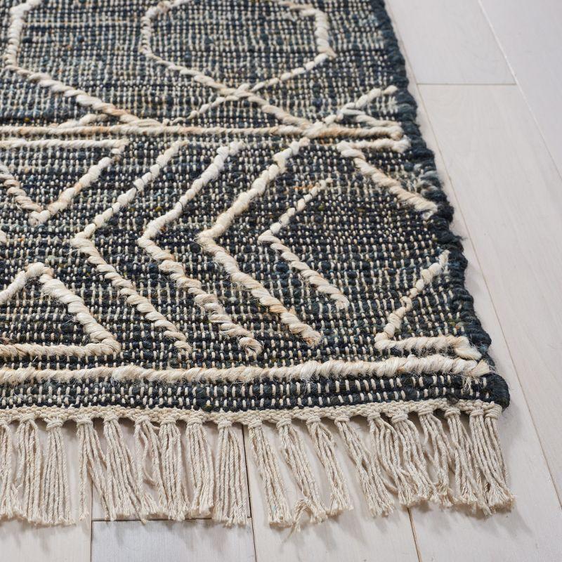 Handmade Black Cotton 4' x 6' Geometric Area Rug