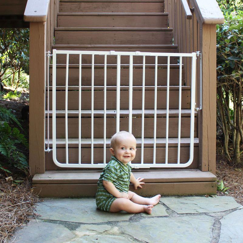 White Metal Outdoor Stairway Safety Gate