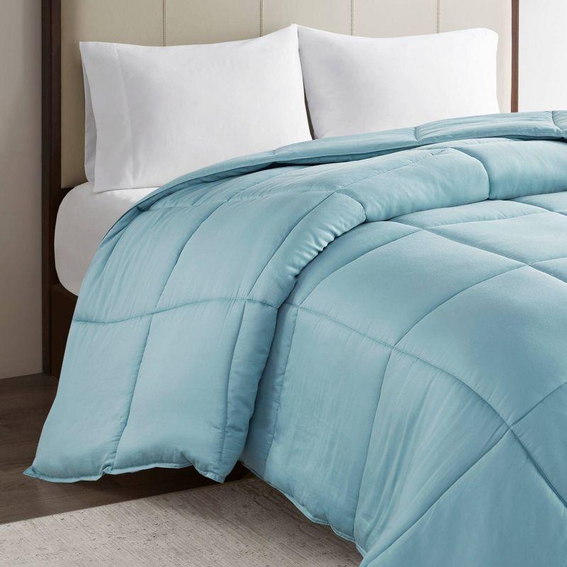 Twin White Cotton Down Alternative Comforter