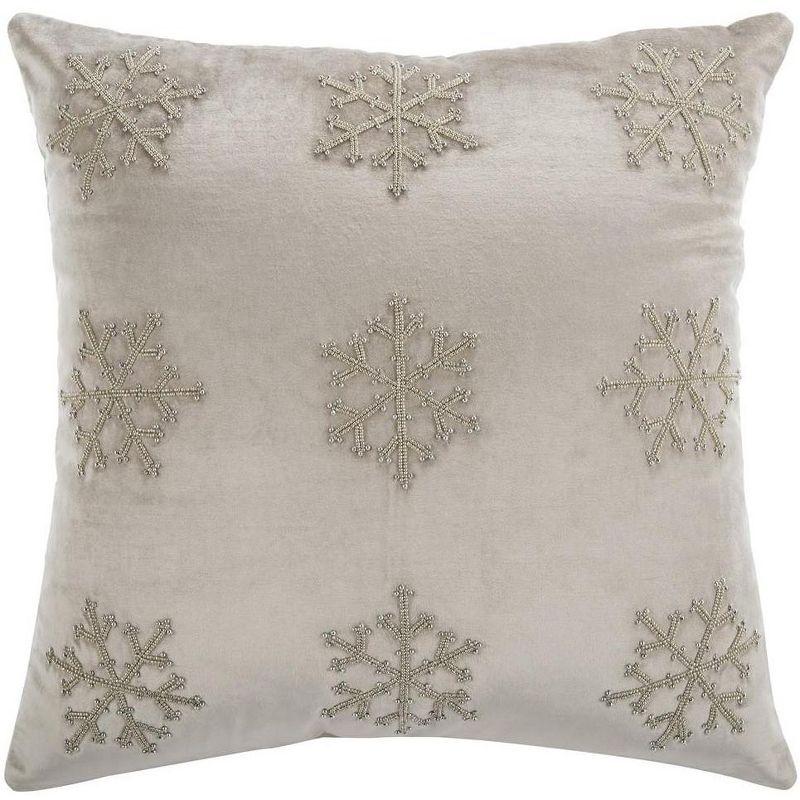 Sydnee Snowflake  Pillow  - Safavieh