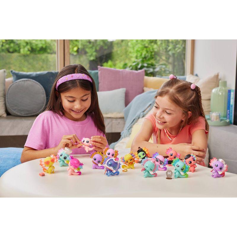 5 Surprise A-Lot-A Axolotls Mini Figure