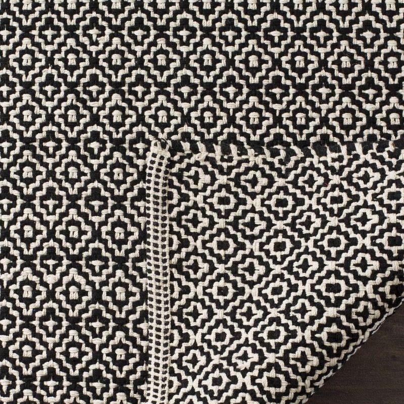 Montauk MTK717 Hand Woven Indoor Area Rug - Ivory/Black - 6'x6' - Safavieh.
