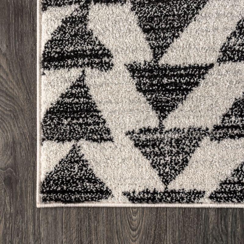 5'x8' Aisha Moroccan Triangle Geometric  Area Rug, Cream/Black - JONATHAN Y