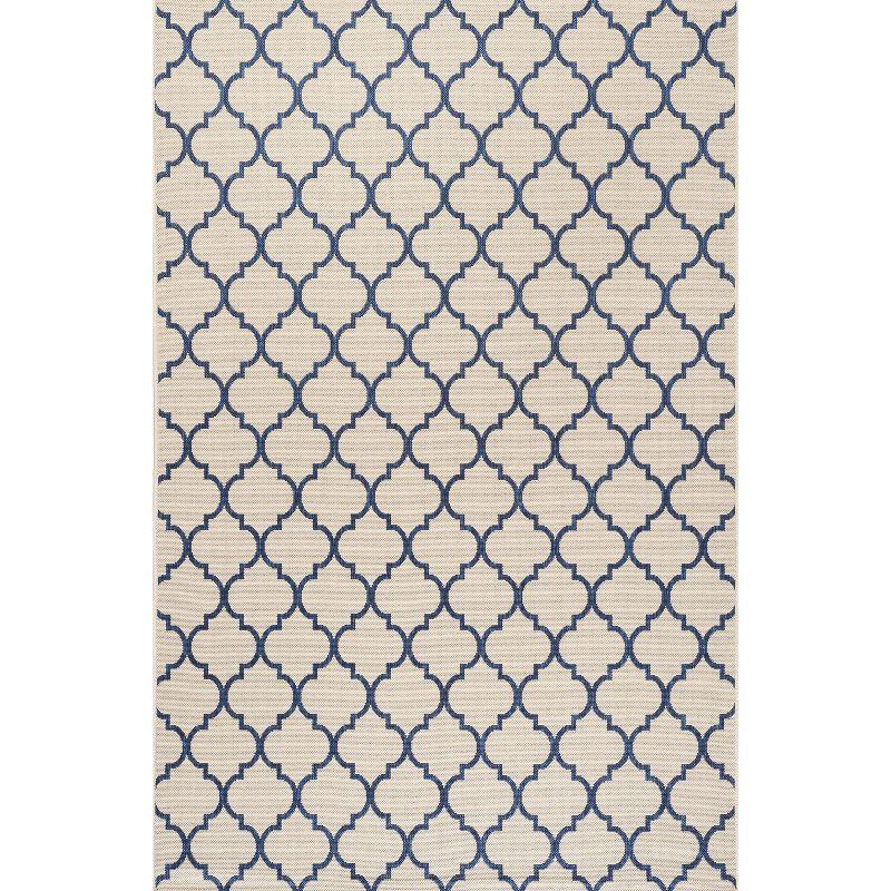 Arabesque Ogee Trellis Indoor/Outdoor  Area Rug  - JONATHAN Y