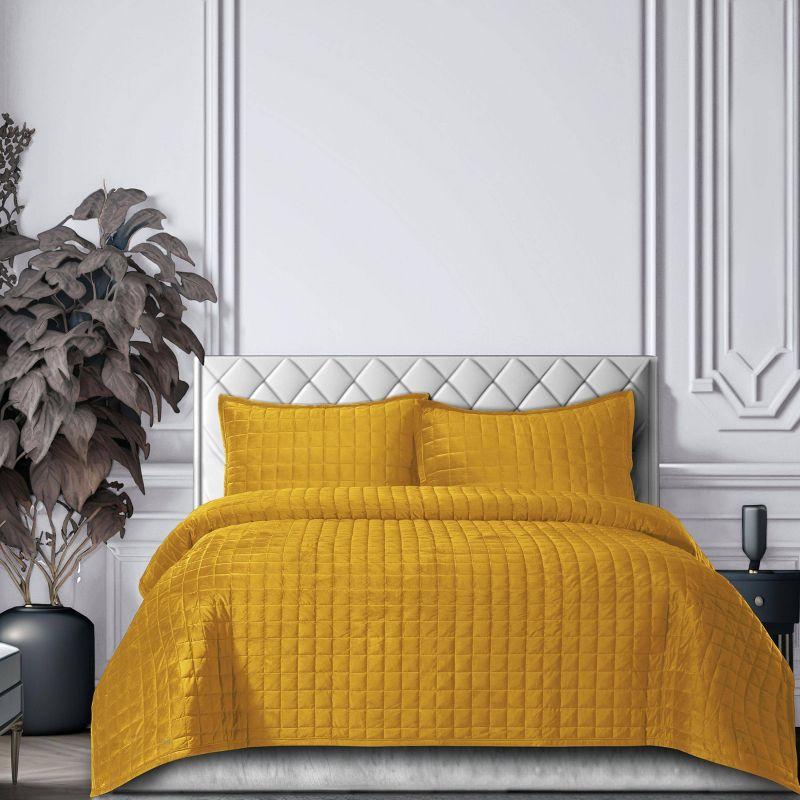 Tribeca Living Velvet Quilt Set