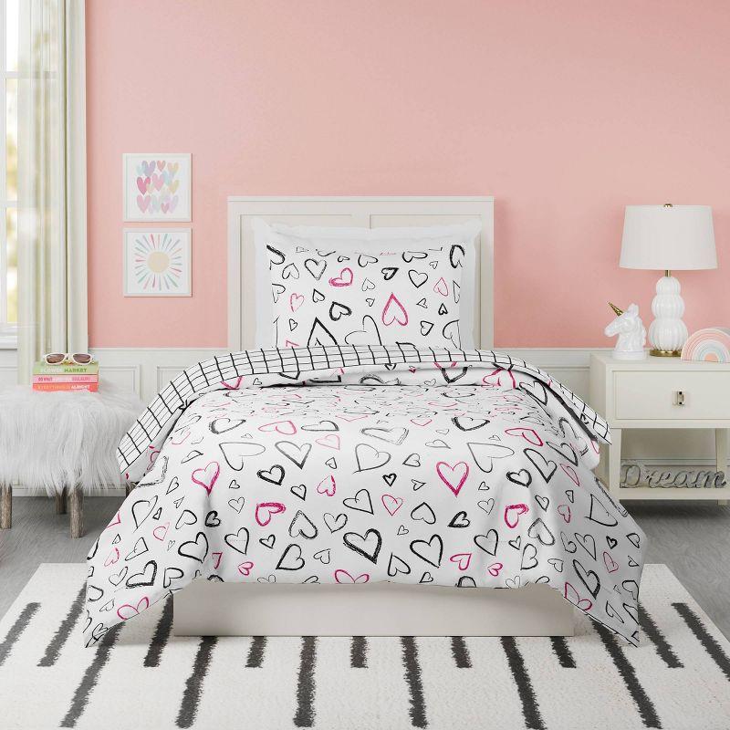 Roxy Hearts Reversible Pink/Black/White Comforter Set