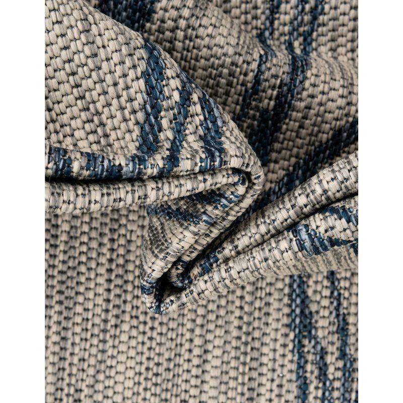 Unique Loom 4' 1 x 6' 1 Rectangle Indoor/Outdoor Botanical Light Gray Area Rug