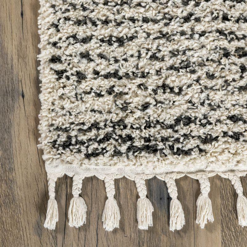Nuloom Bria Trellis 2x10 Runner Shag Indoor Area Rug for Living Room Bedroom Dining Room Nursery Entryway Hallway, Off White/Charcoal