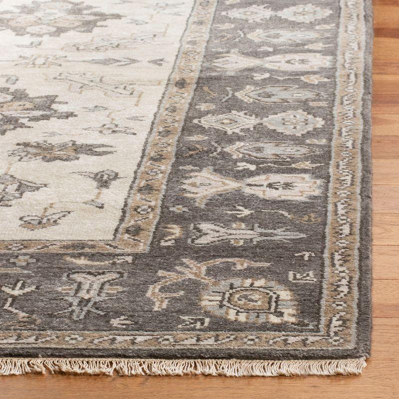 Elegant Oushak Hand-Knotted Wool Ivory 6' x 9' Area Rug