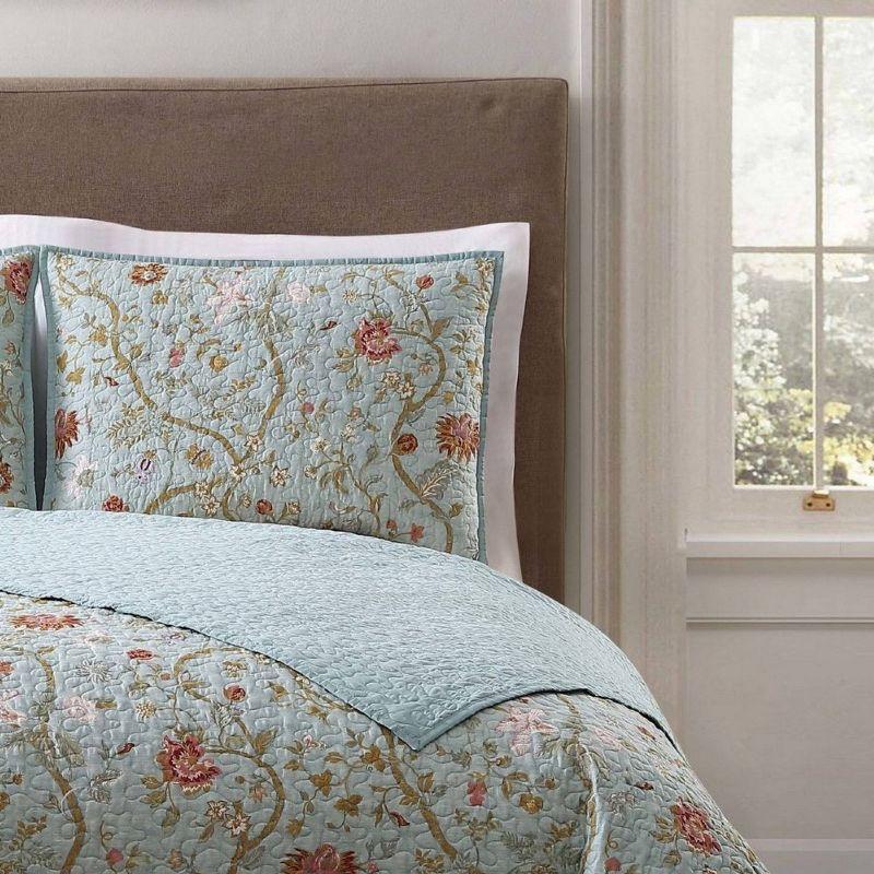 Style 212 Bedford Farmhouse / Country Cotton Blend Floral Quilt Set