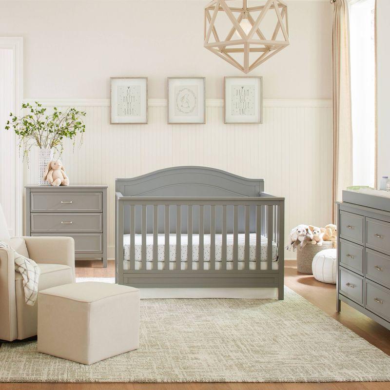 Gray Pinewood 4-in-1 Convertible Crib with Arched Headboard